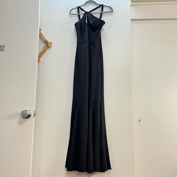 Dress the Population Ellis One Shoulder Asymmetric Keyhole Crepe Dress - Picture 2 of 11